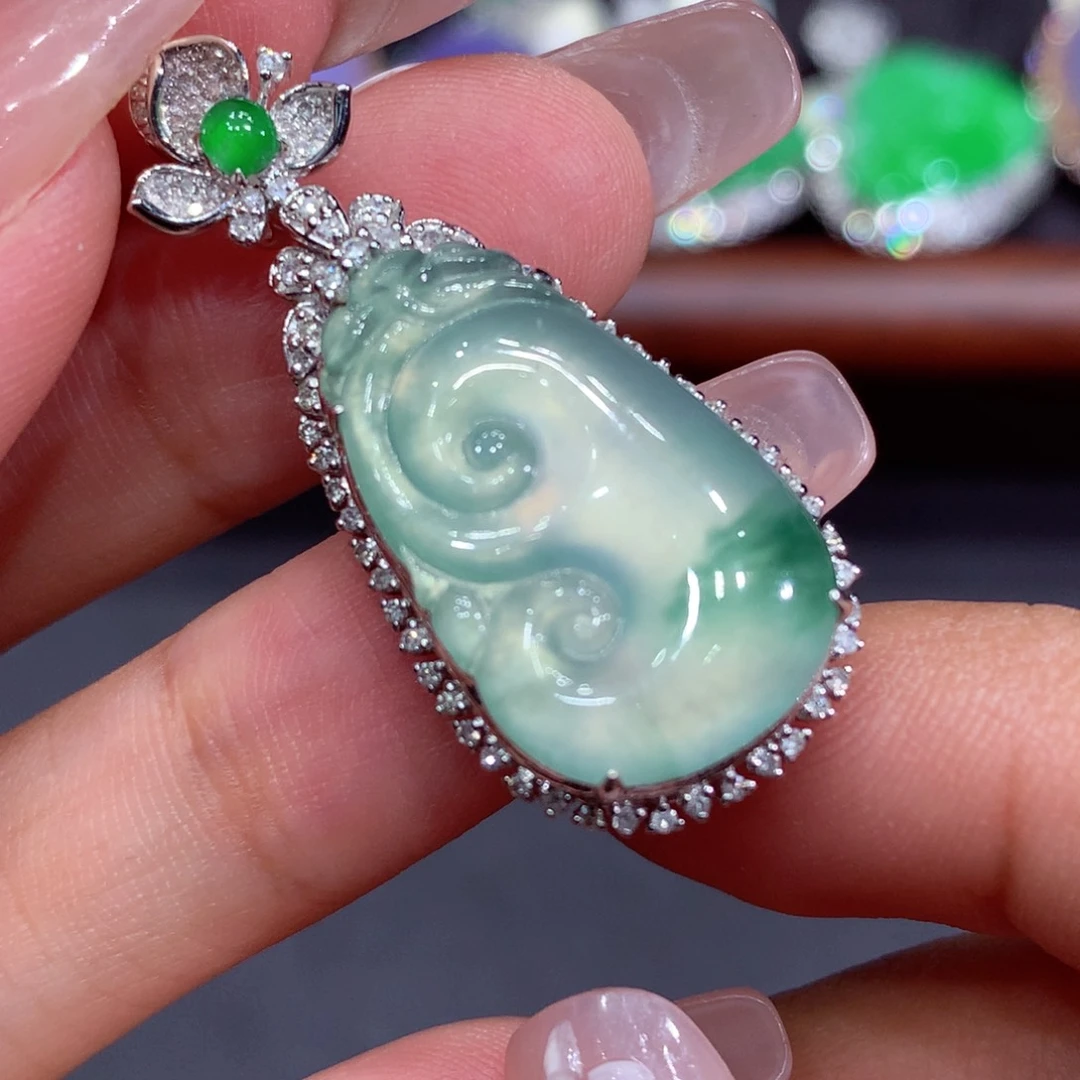 翡翠18K金镶嵌吊坠(不含链)