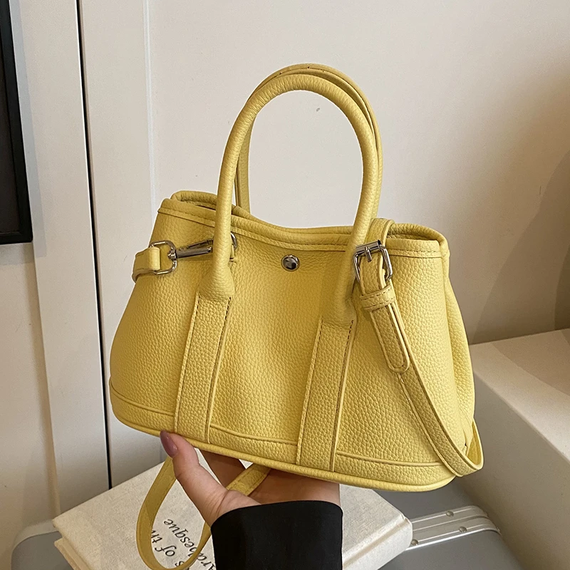 夏季流行爆款小包包女2025新款时尚百搭斜挎包精致迷你手提水桶包