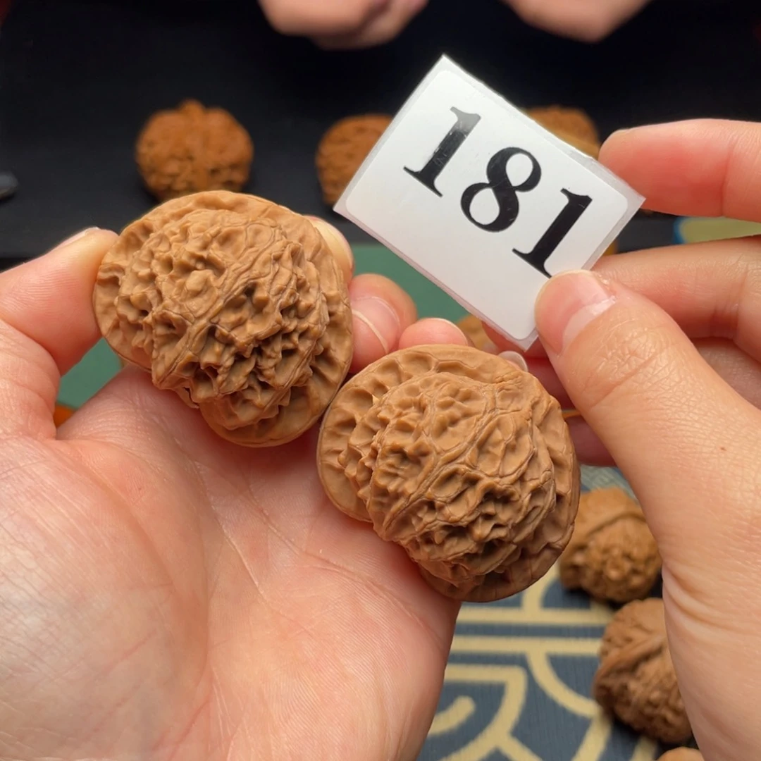 文玩核桃把件44全品宫灯181号