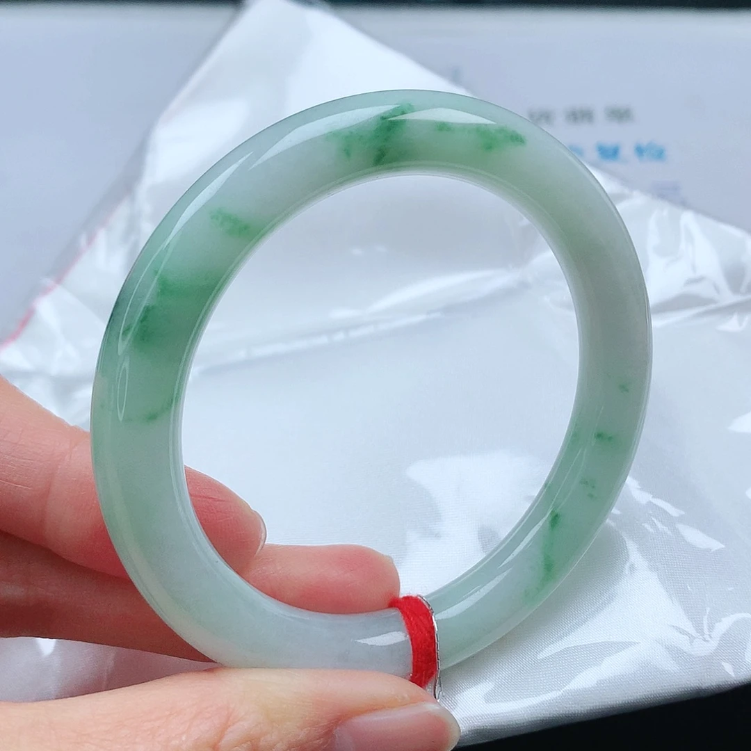翡翠手镯（圆镯）未镶嵌55➕圆
