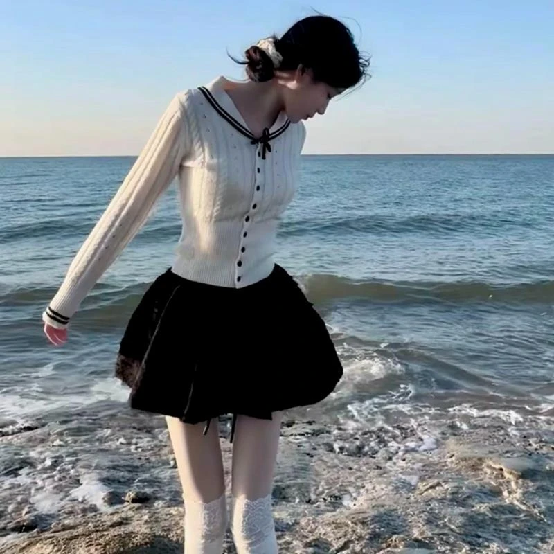 学院风百搭镂空修身海军领针织衫女2025新款早春季设计感白色毛衣