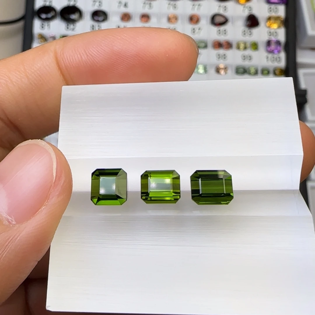 碧玺未镶嵌珠宝半成品天然 多样性随机发一颗