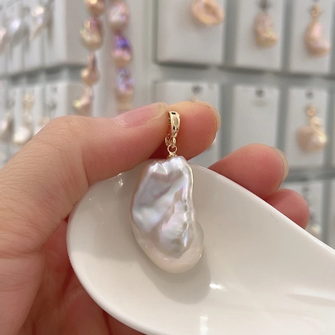 颈饰未镶嵌淡水珍珠