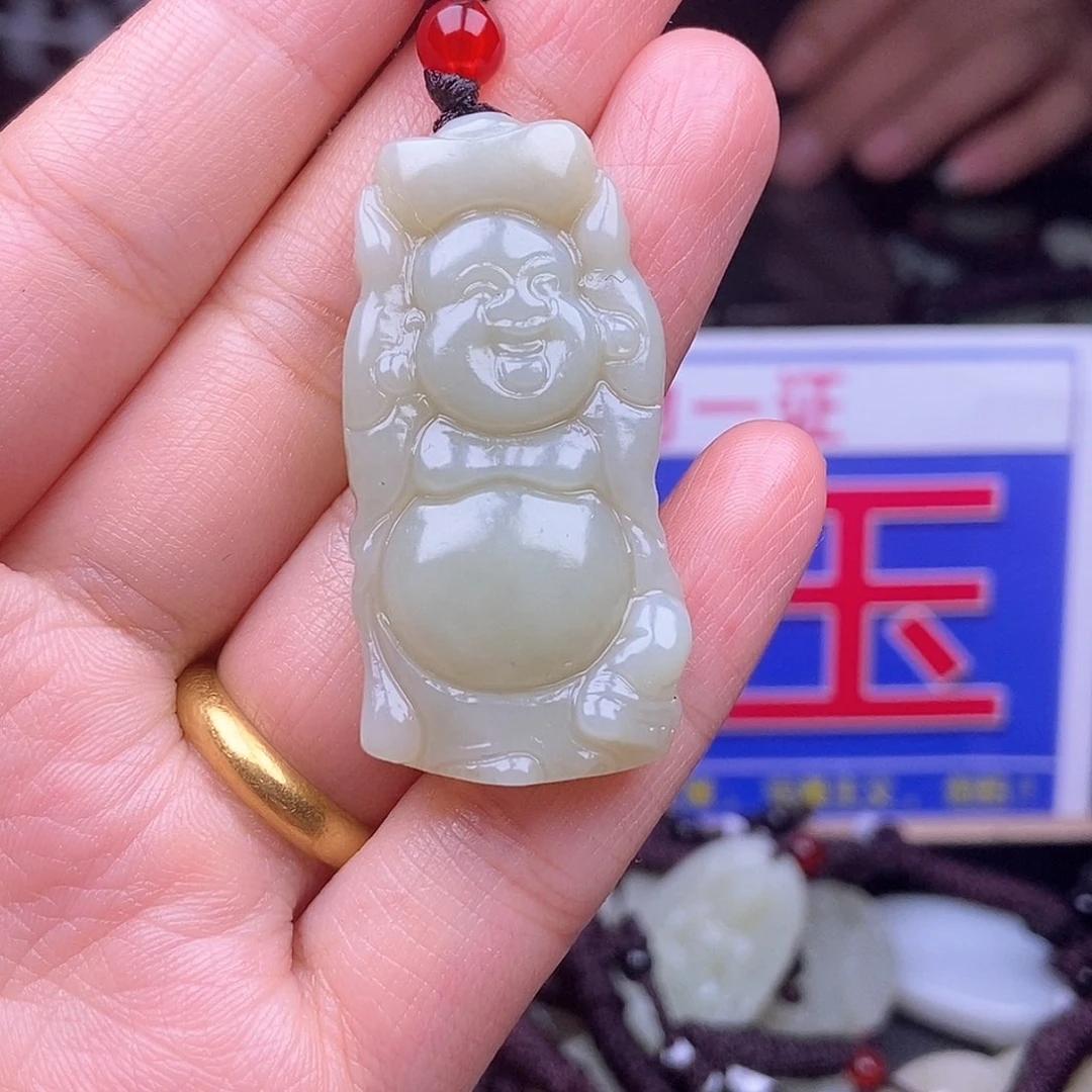 颈饰未镶嵌和田玉