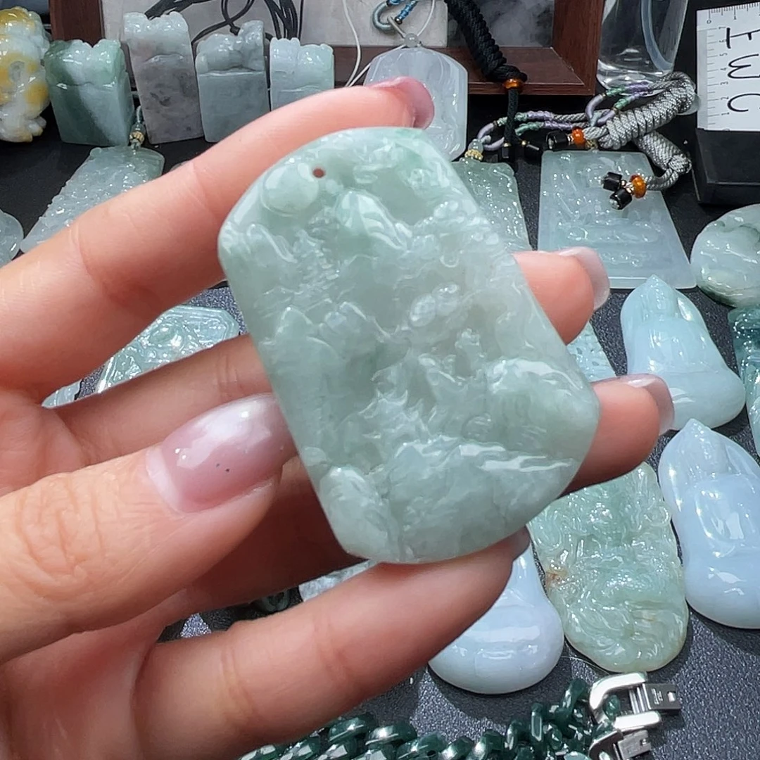 翡翠未镶嵌颈饰翡翠