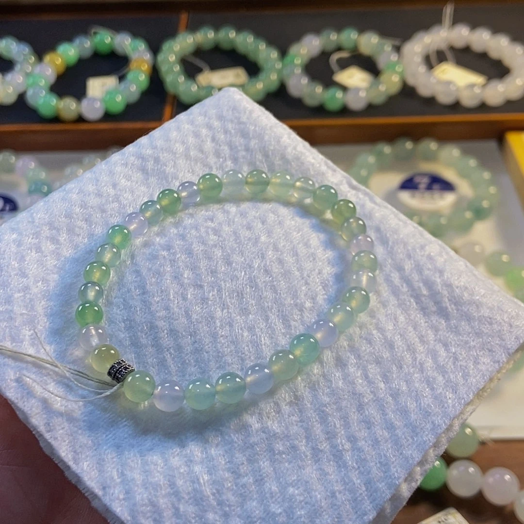 定制翡翠未镶嵌翡翠手串卡5+