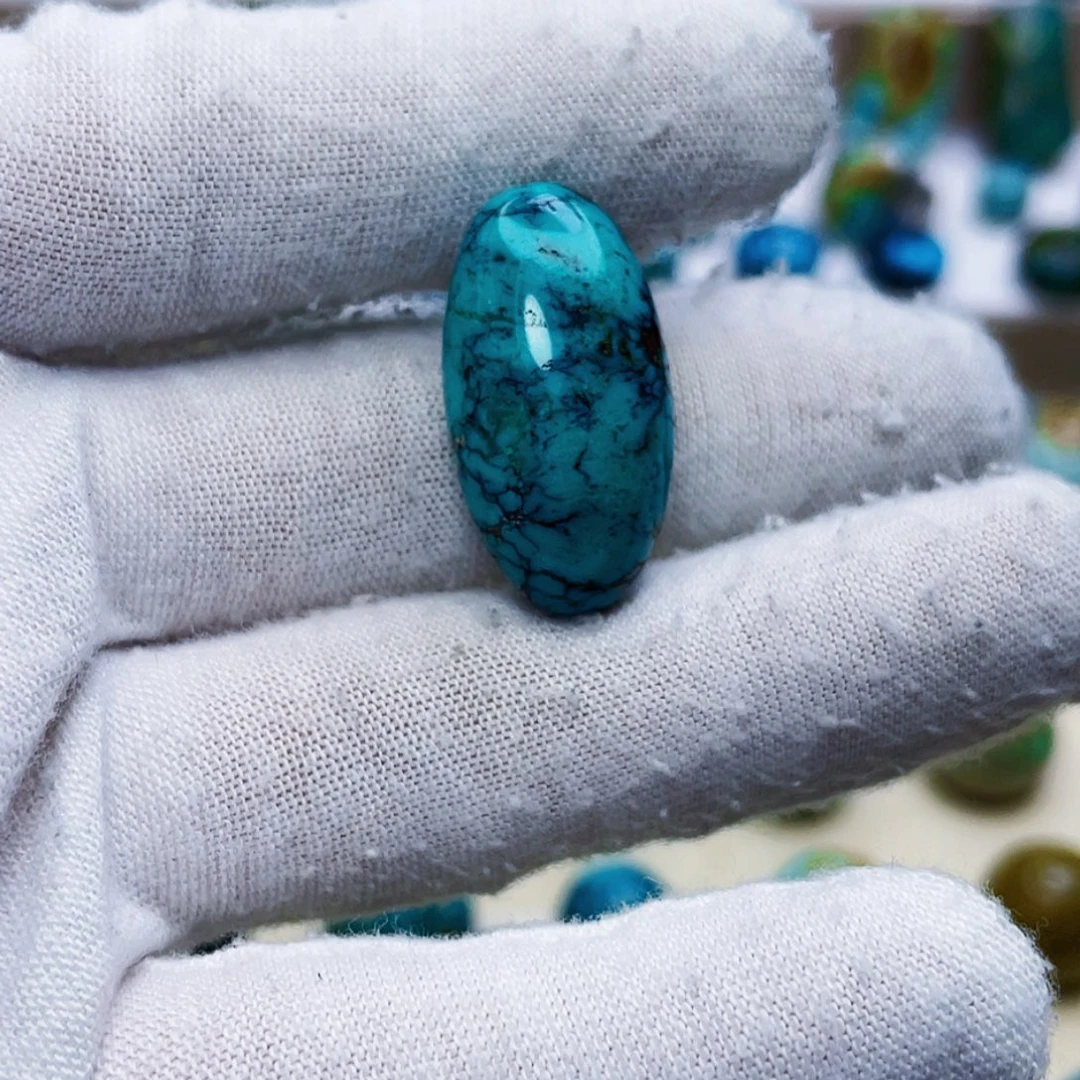 绿松石未镶嵌饰品