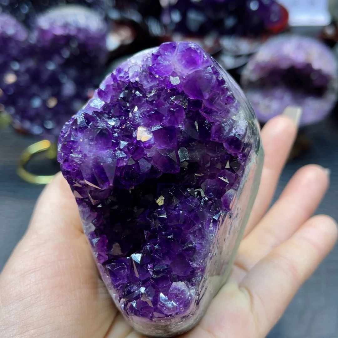 紫晶大型摆件（非配饰）未镶嵌