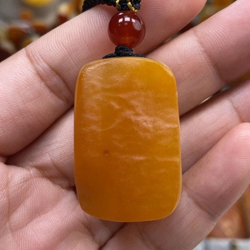 【闪购商品】琥珀颈饰未镶嵌