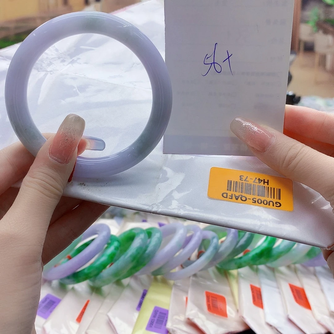 翡翠手镯未镶嵌The only