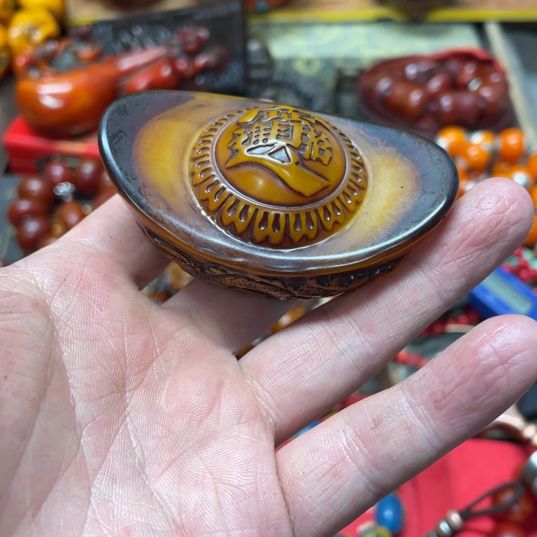 琥珀裸石未镶嵌好物推荐如图所示