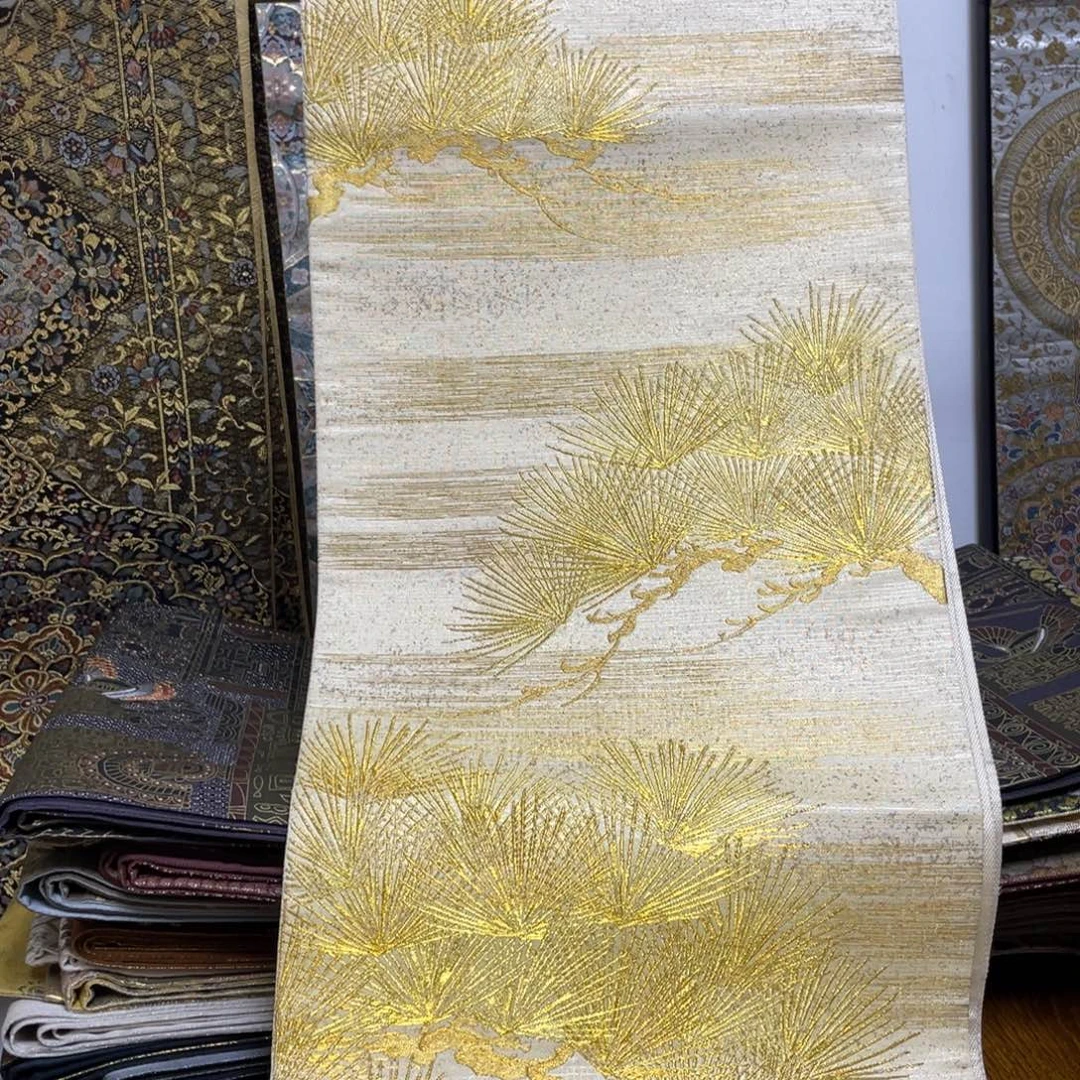 刺绣 织锦技艺高超的
