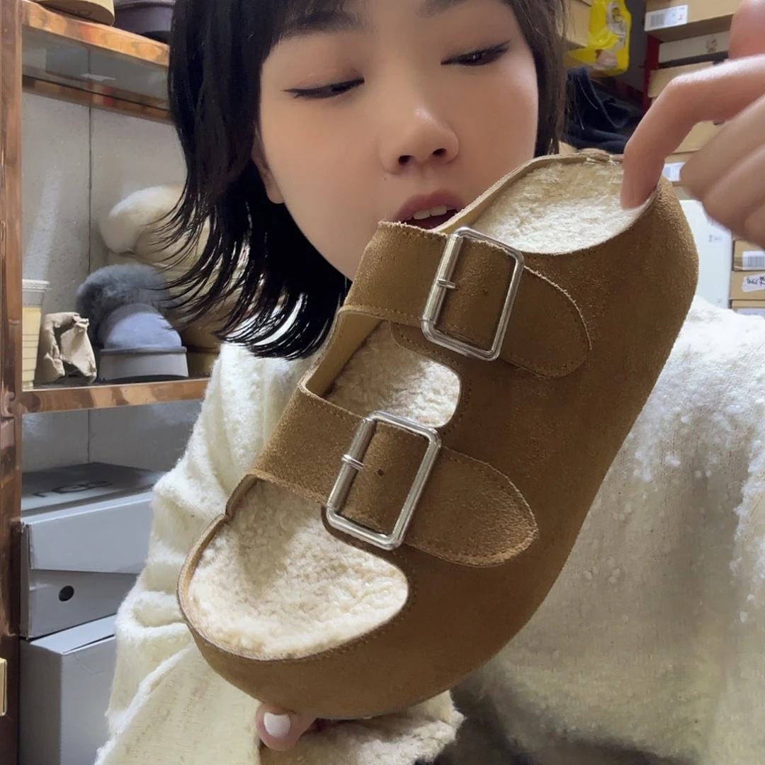 38码驼色漏脚趾拖鞋