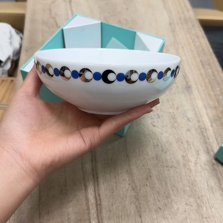 瓷片噗哈哈哈哈哈哈哈哈哈哈