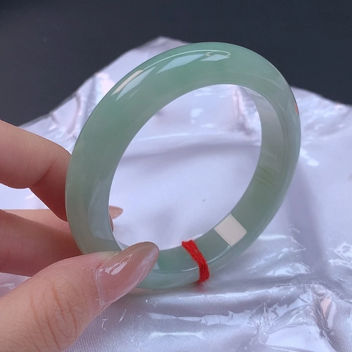 翡翠未镶嵌手镯55