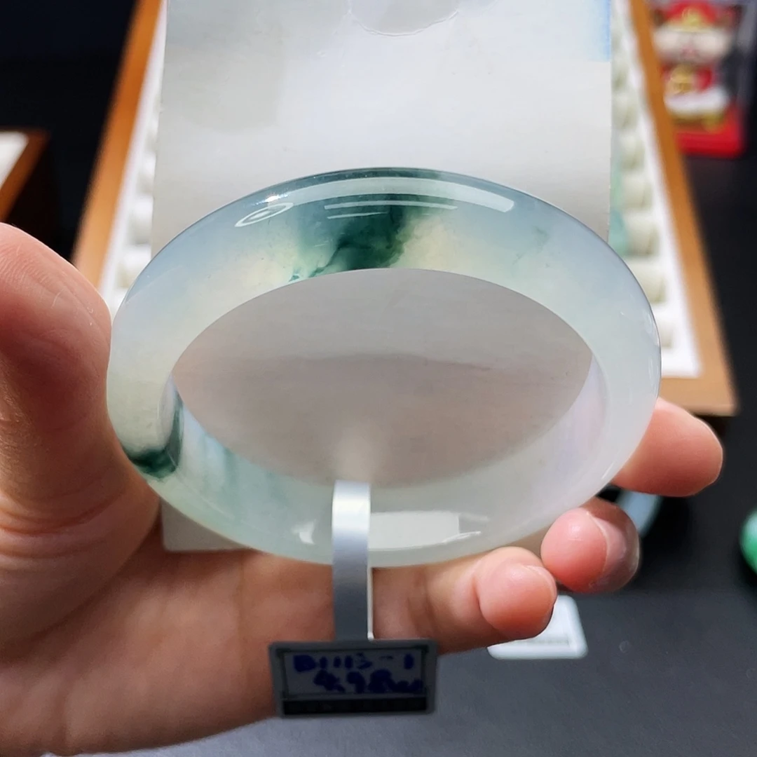 翡翠未镶嵌手镯55.5