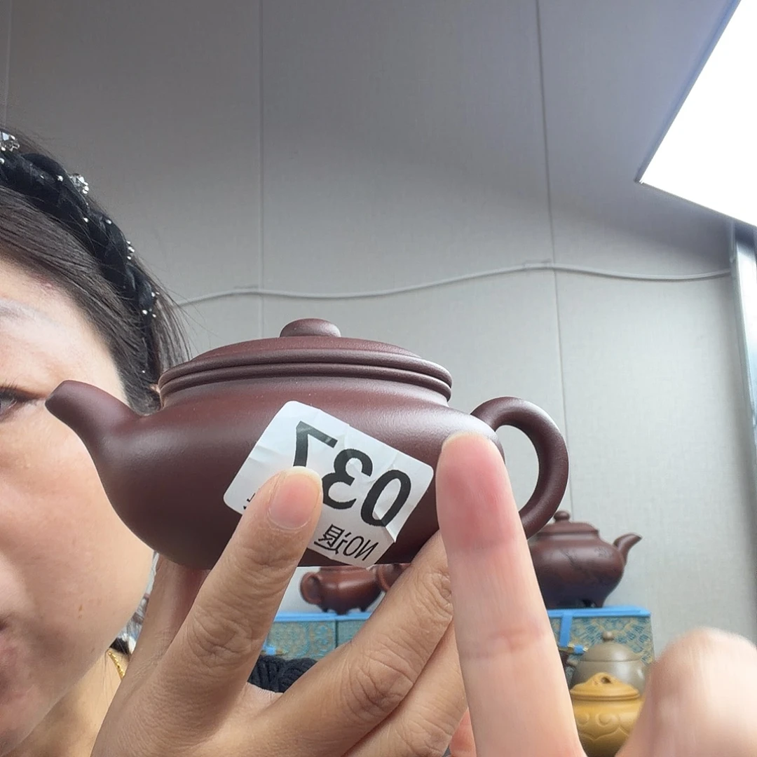 C***城扁腹壶230cc紫泥的