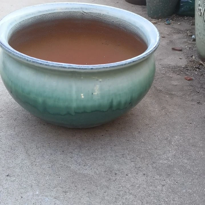 红陶口30高18瑕疵