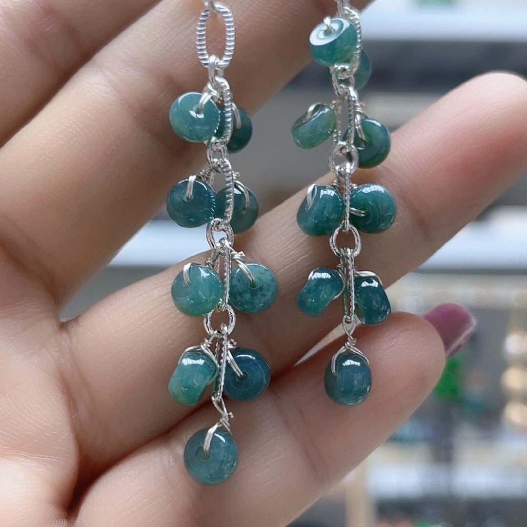 翡翠未镶嵌颈饰耳环