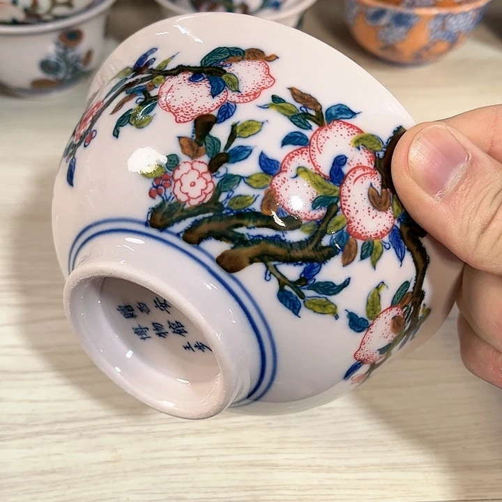 瓷片/////////直径12.5厘米。