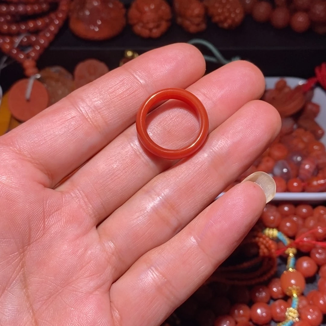 未镶嵌戒圈南红玛瑙