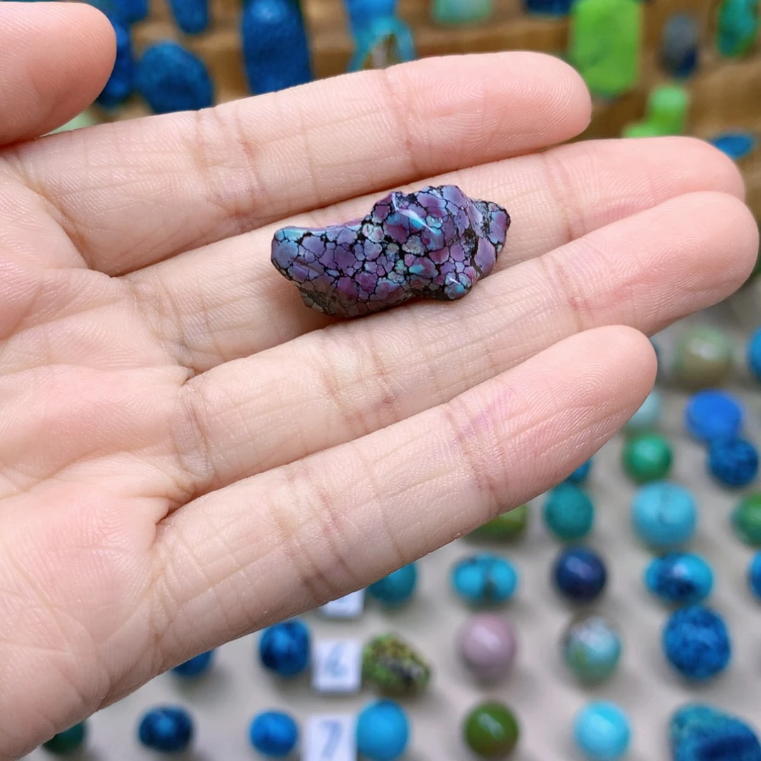 绿松石未镶嵌三彩随行