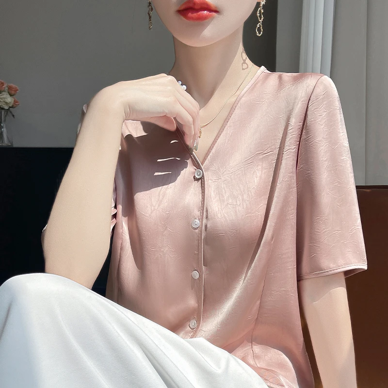 【现货宠粉】新款女短袖衬衫缎面夏季薄款外套V领气质新中国风上衣