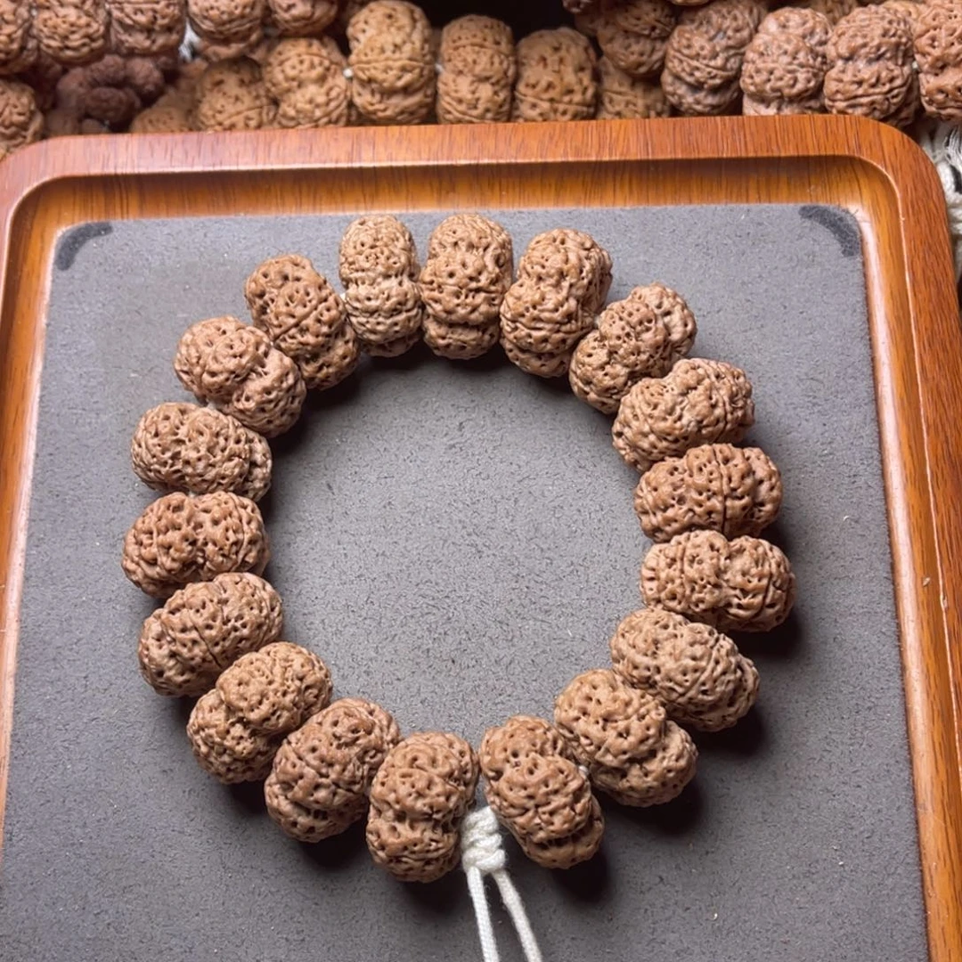 鳄***哈菩提籽类17号金刚菩提梁梅花夹板25