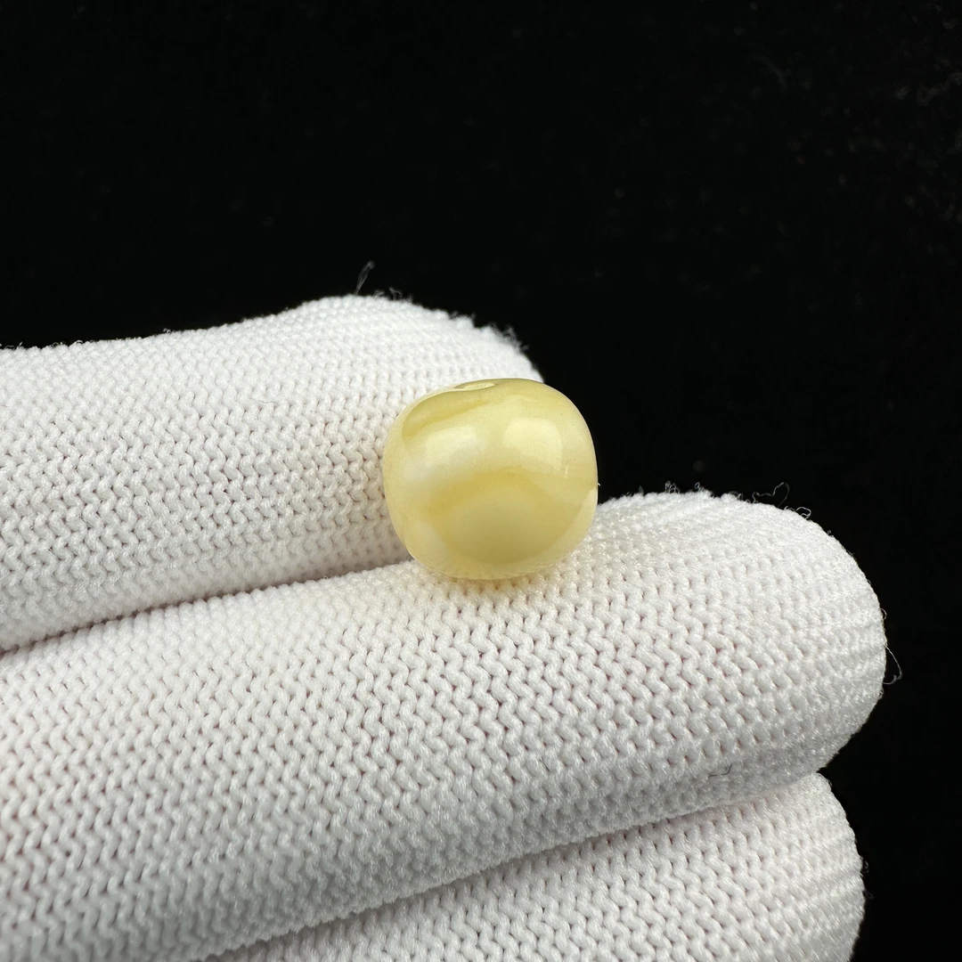 R9649天然蜜蜡俄料妖花墩子 11.6*10mm支持鉴定 假一罚四