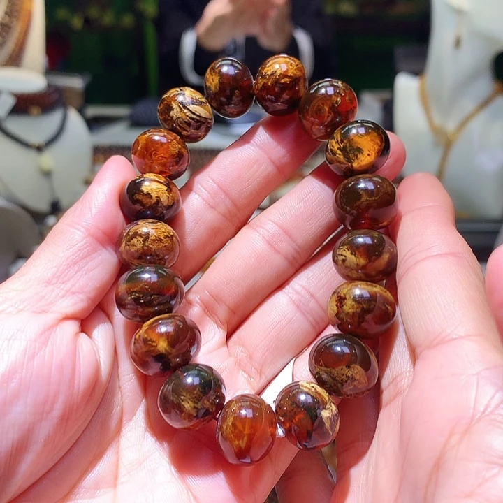 裸石琥珀未镶嵌14m老黄花溶洞