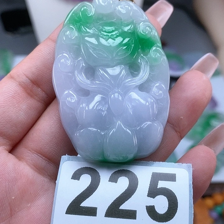 翡翠颈饰未镶嵌吊坠