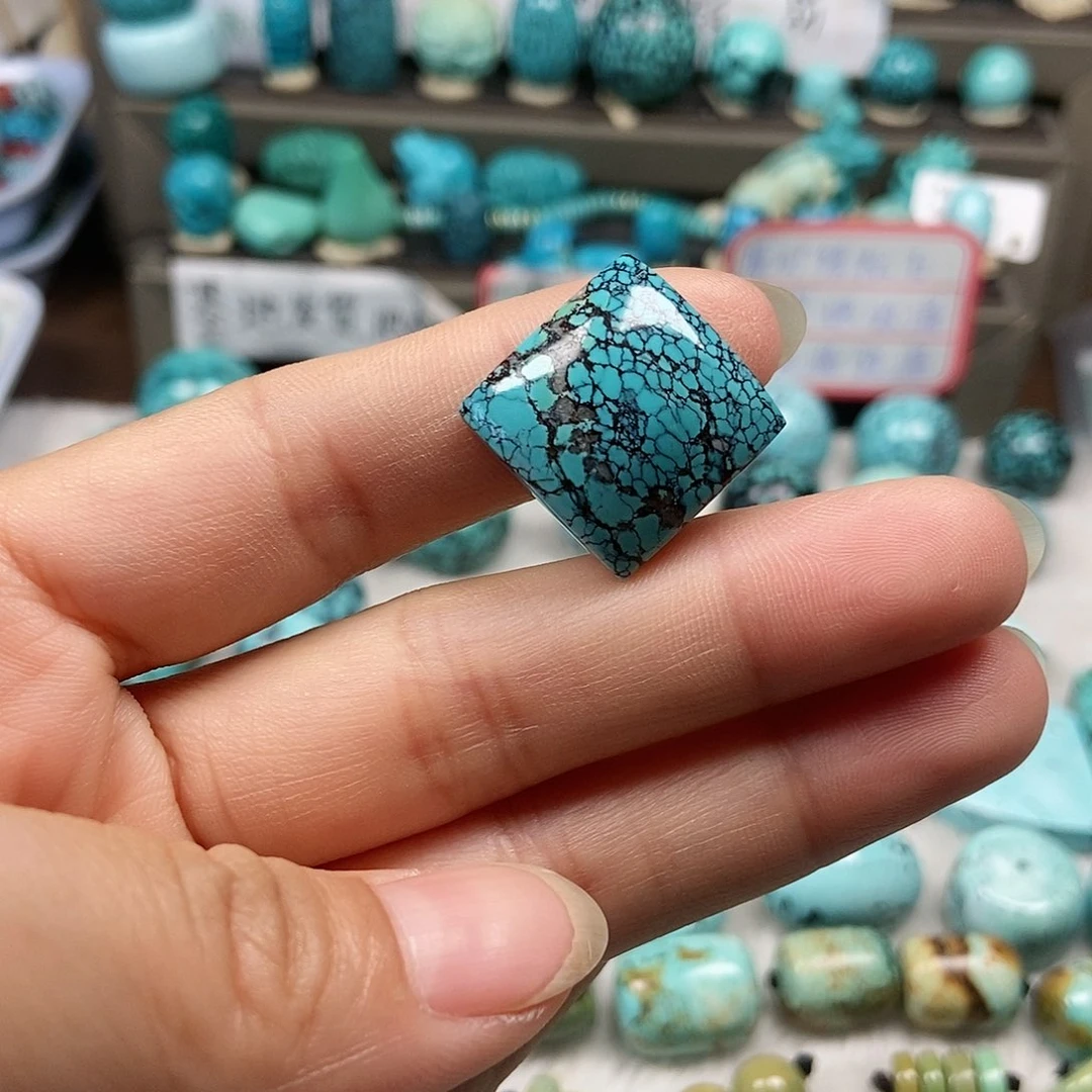 绿松石未镶嵌珠宝半成品