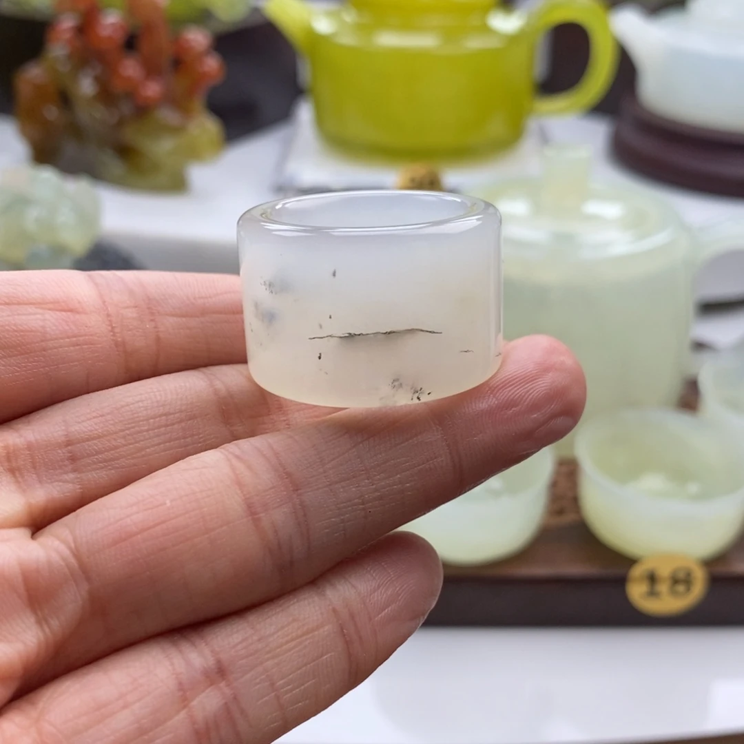 岫玉未镶嵌四大名玉扳指22.5直径