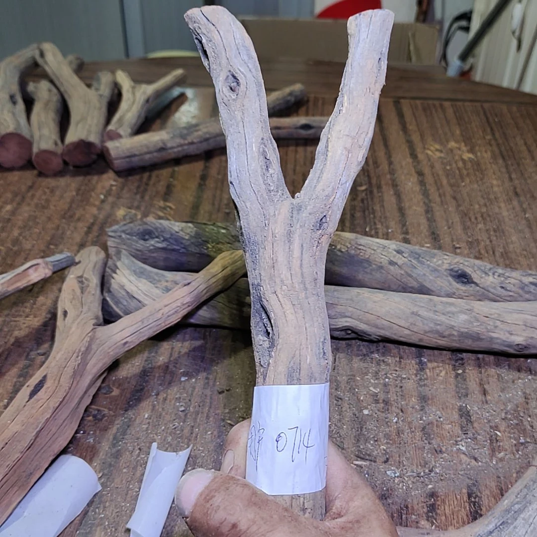 用***4火琉璃原杈，不保沉水慎拍！