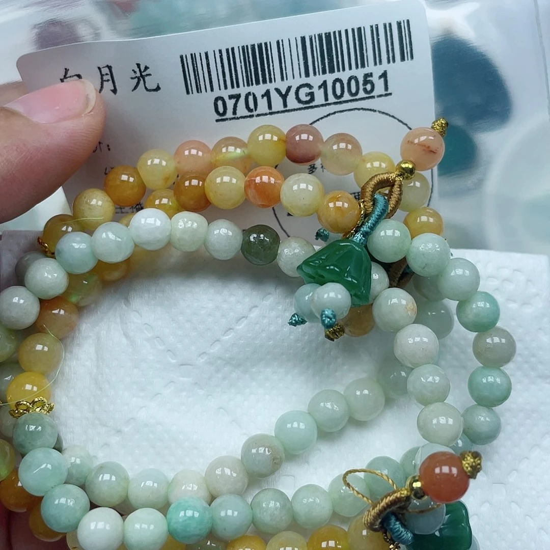 翡翠未镶嵌吊坠(不含链)多样性