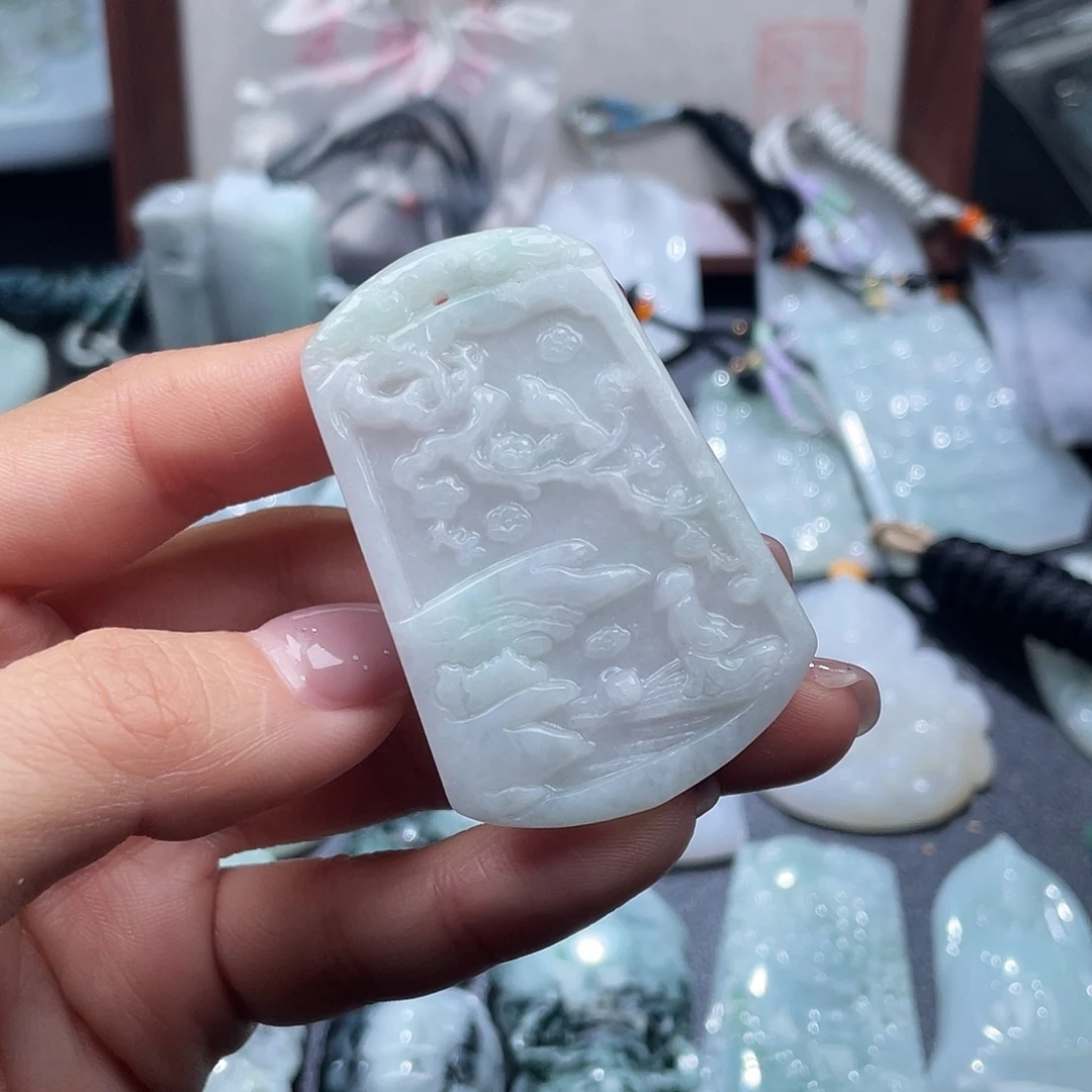 翡翠未镶嵌颈饰翡翠