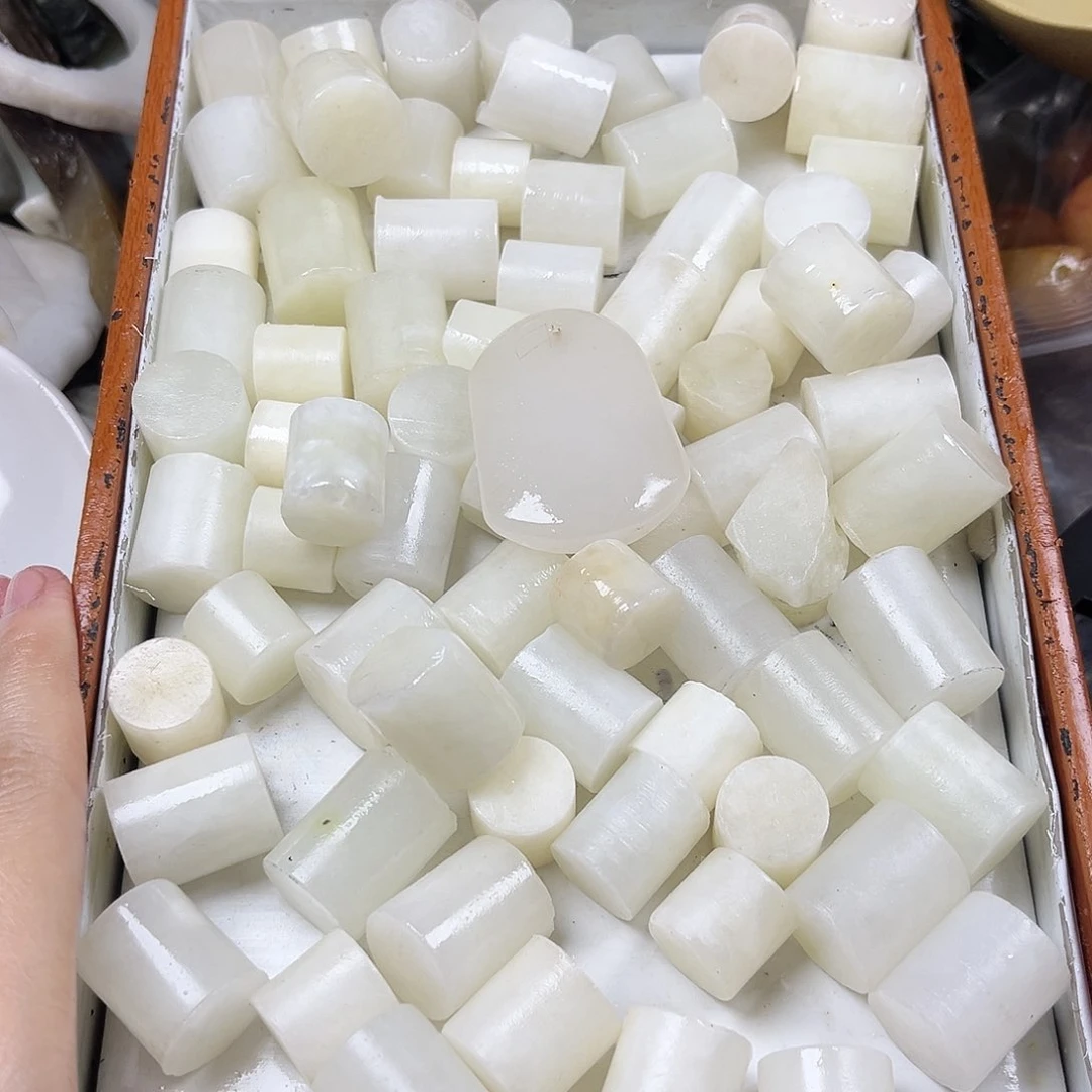 未镶嵌手链和田玉（糖玉）