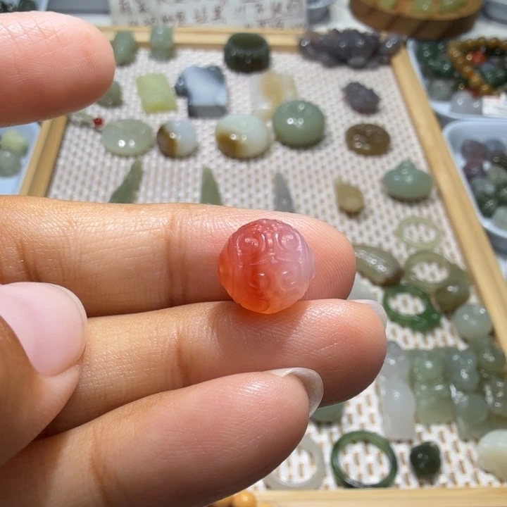 和田玉未镶嵌珠宝半成品