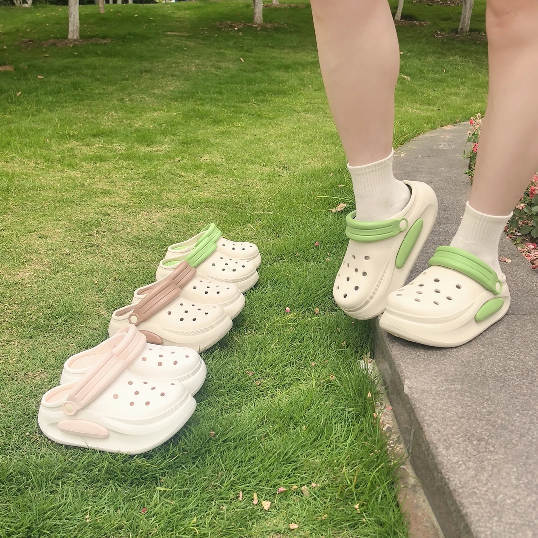 厚底洞洞鞋女款夏季外穿2025新款防滑踩屎感增高沙滩凉拖鞋女夏天