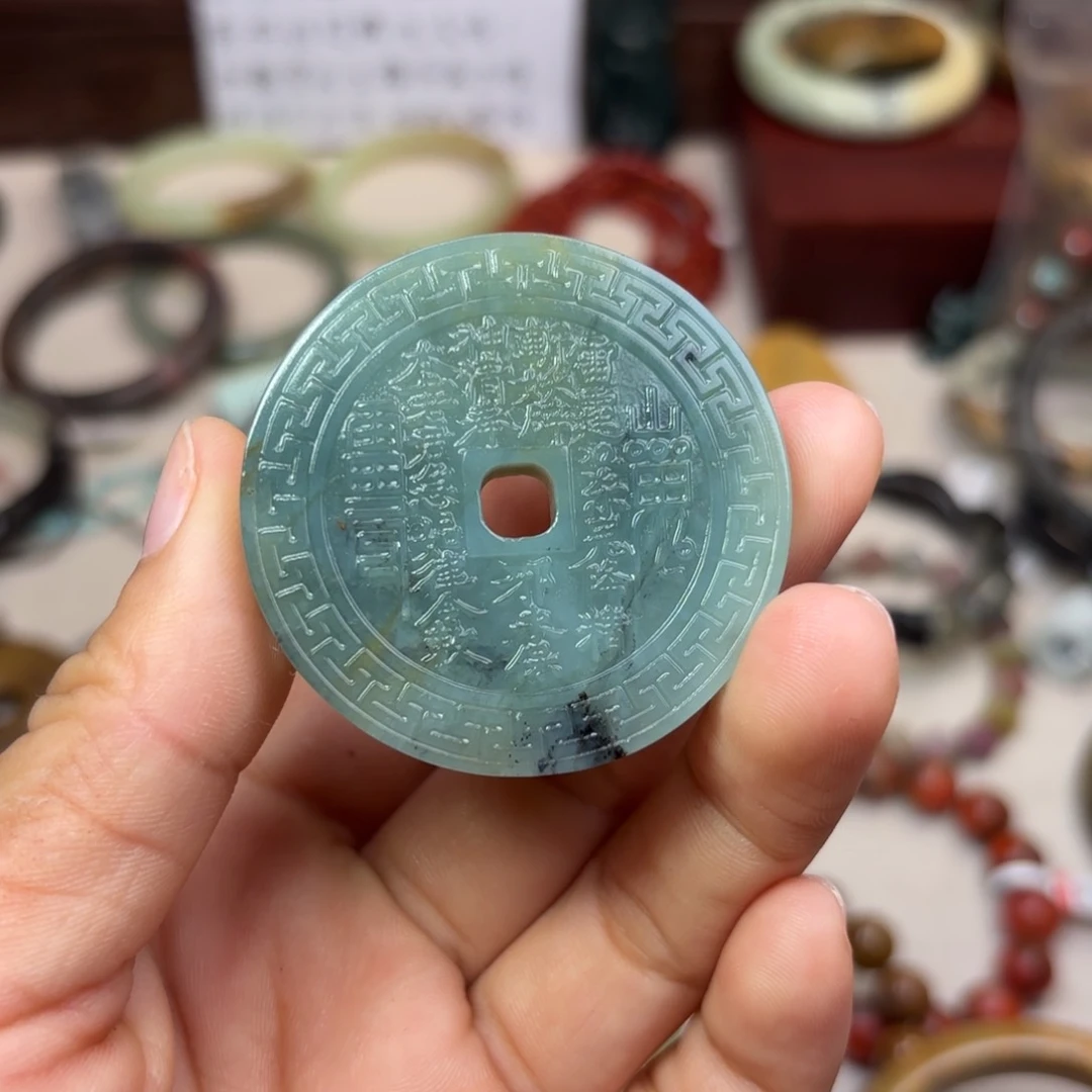 岫岩河磨玉（透闪石质玉）颈饰未镶嵌