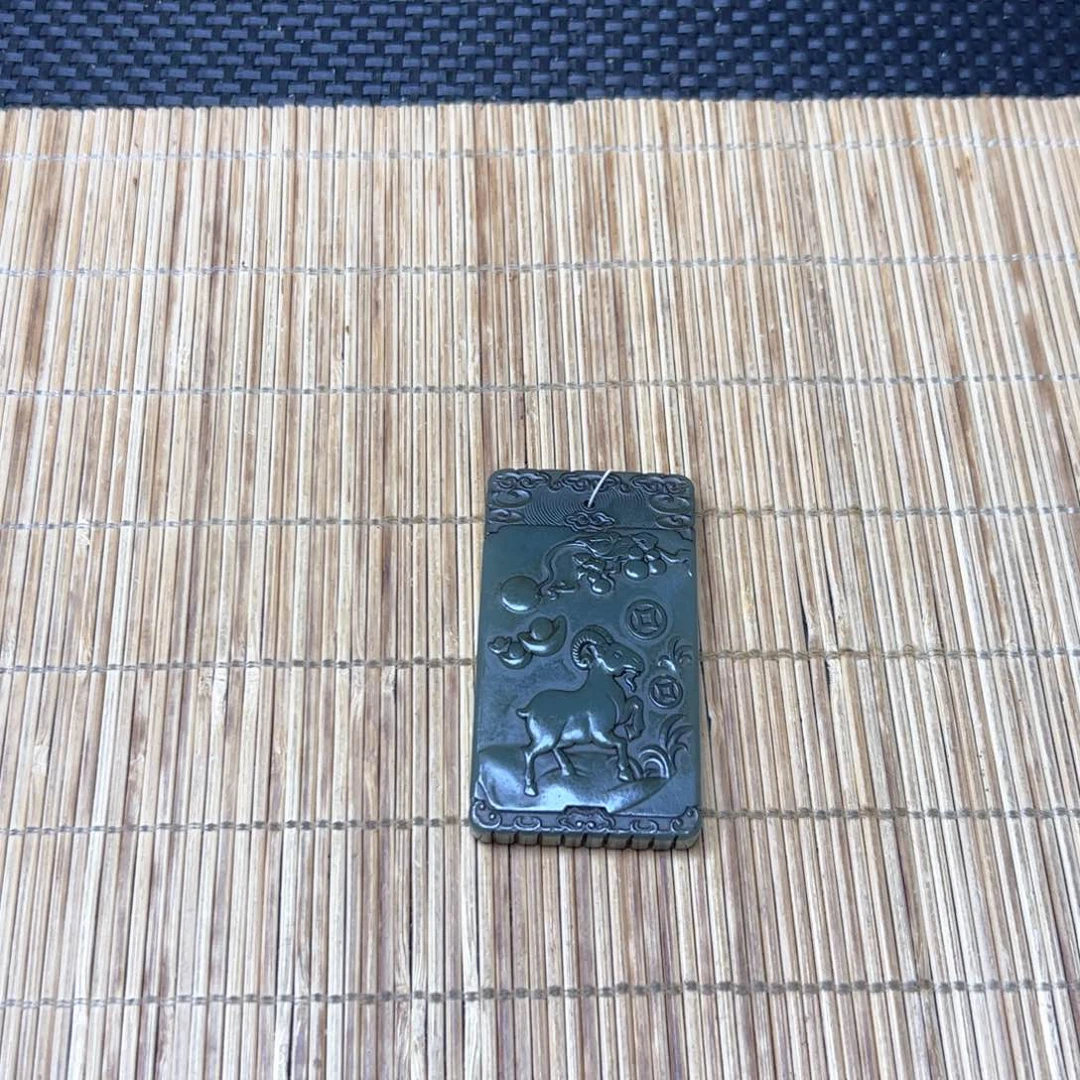 未镶嵌和田玉挂件