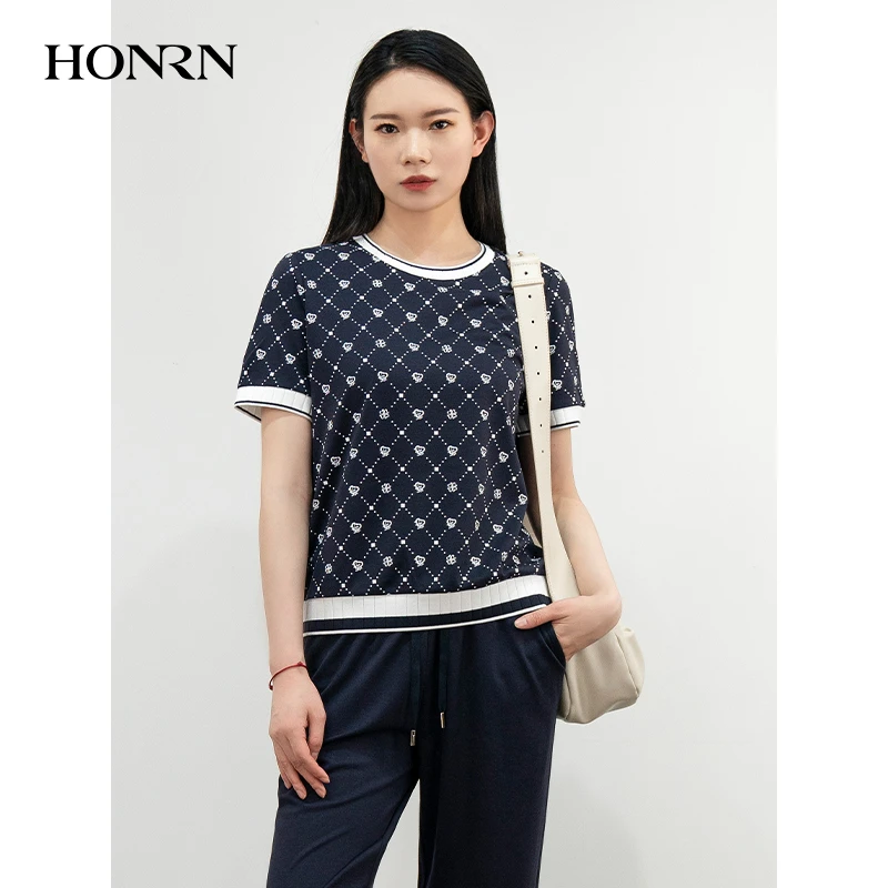 HONRN/红人圆领短袖正肩印花t恤度假风穿搭衣服上衣女夏HK29OT005