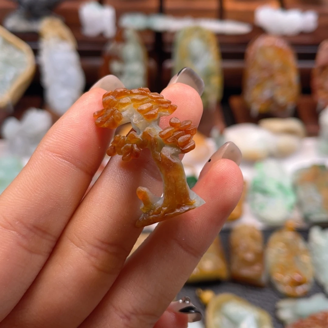 定制翡翠未镶嵌翡翠