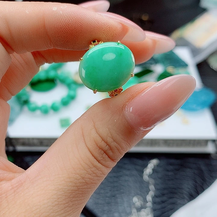 翡翠戒指银S925镶嵌，