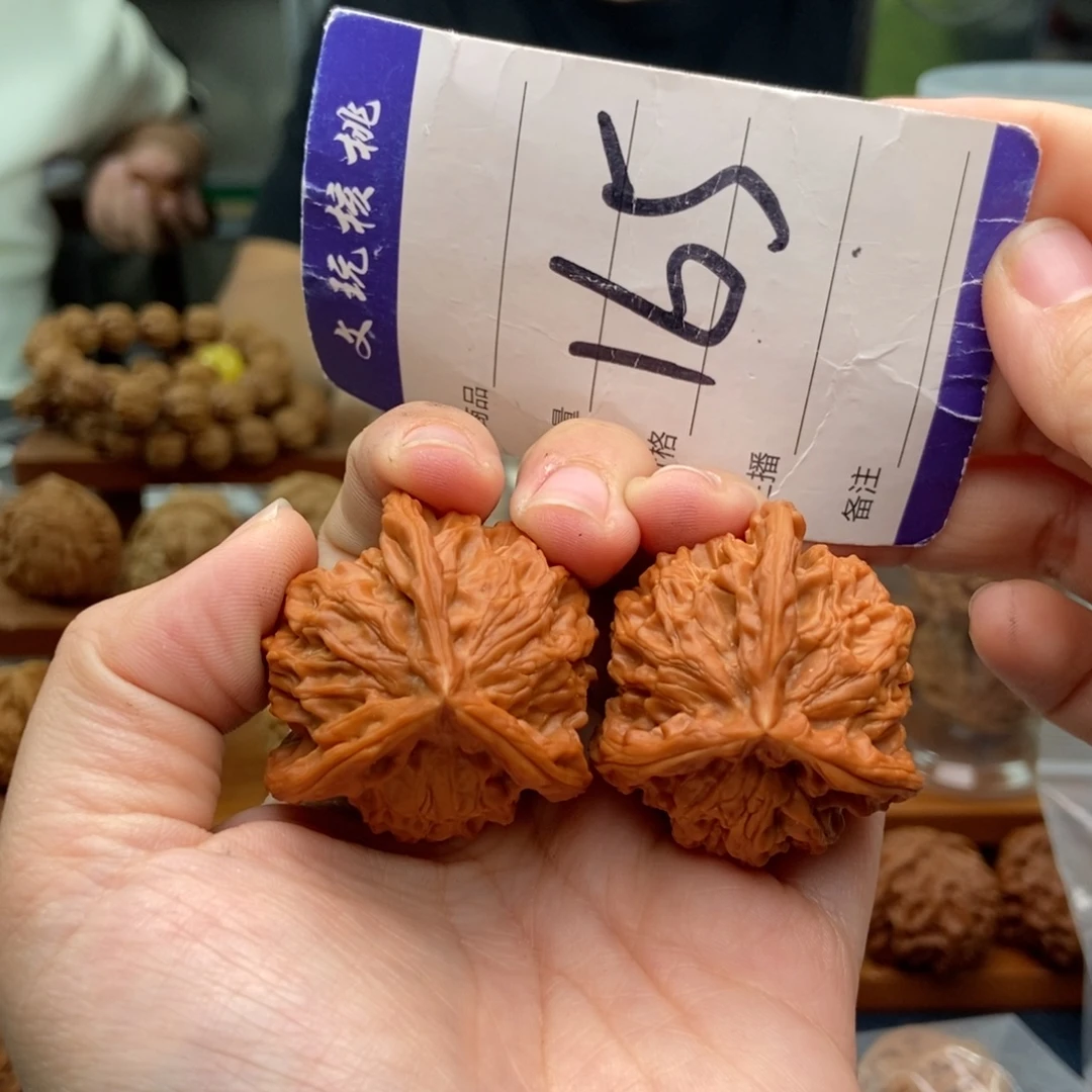 文玩核桃把件40三棱