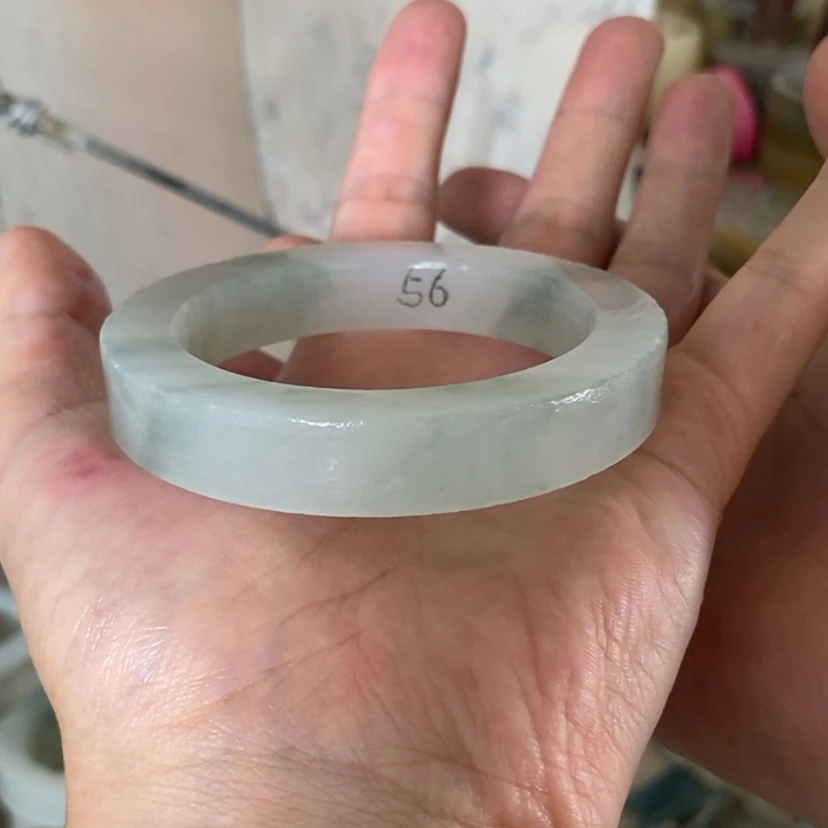 【闪购商品】定制石英质玉爱*悔天山翠手镯定制