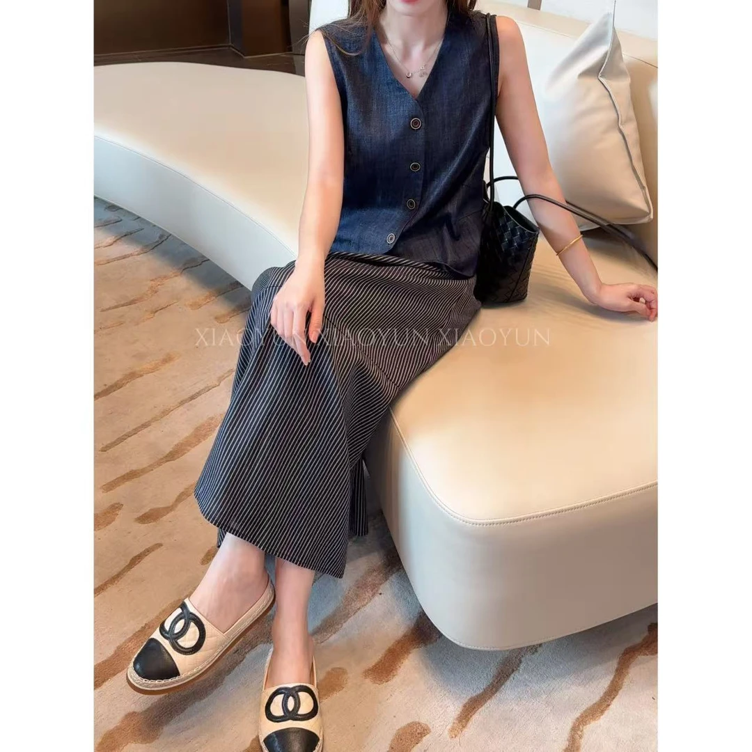 V领牛仔套装 小允姐姐2025新款时尚气质高级V领牛仔套装