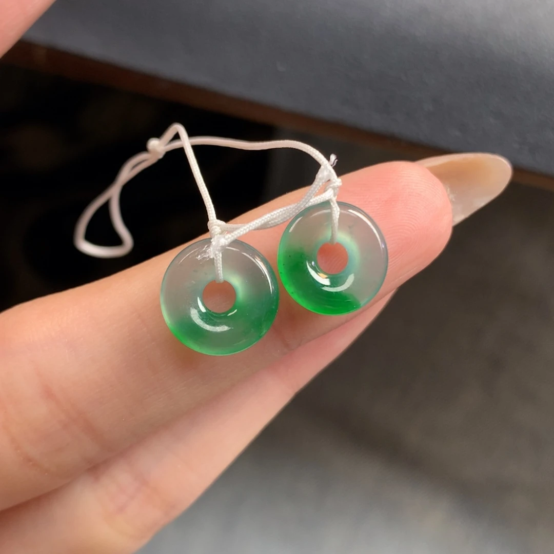 翡翠裸石11.2/2.67.甜甜圈