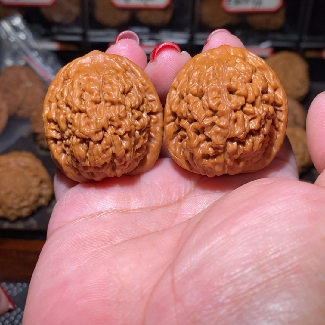 文玩核桃把件37原树莲花