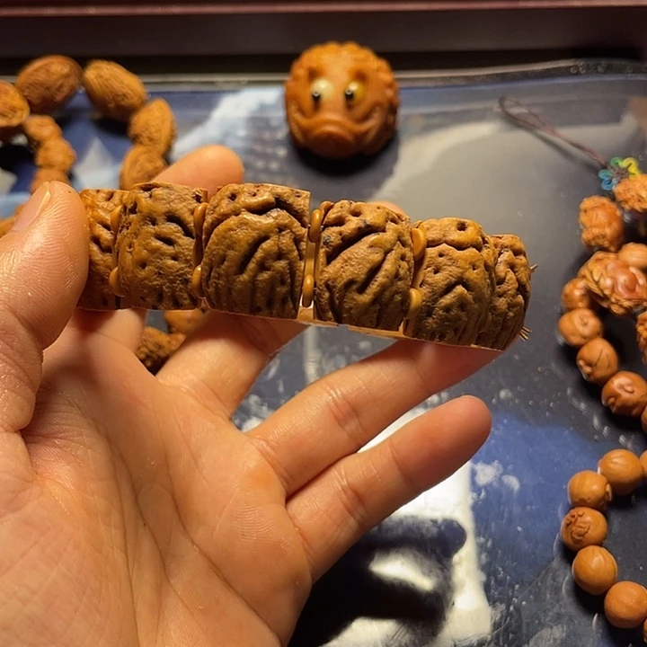 大桃核雕刻素核桃牌